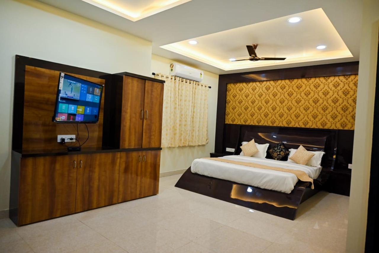 בהופאל Hotel Golden Bliss מראה חיצוני תמונה