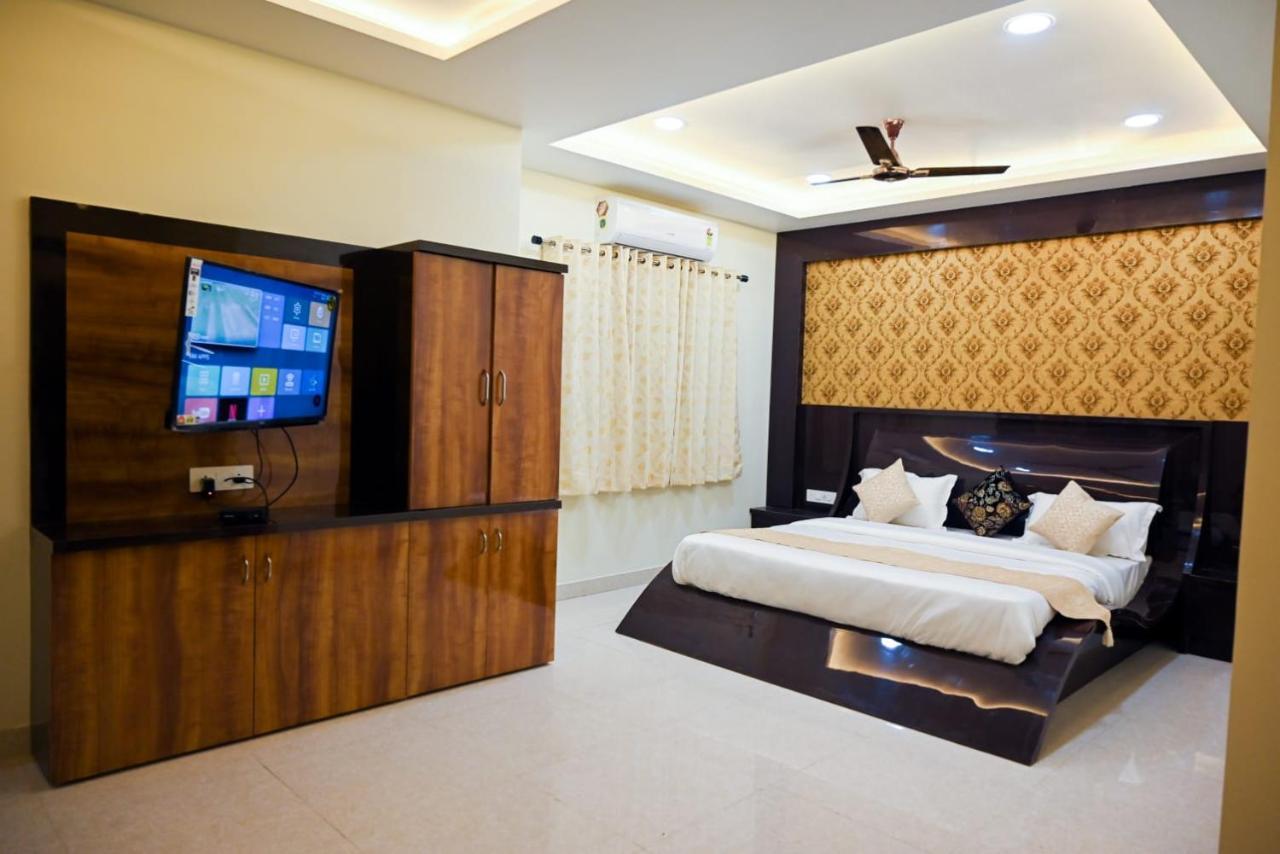 בהופאל Hotel Golden Bliss מראה חיצוני תמונה