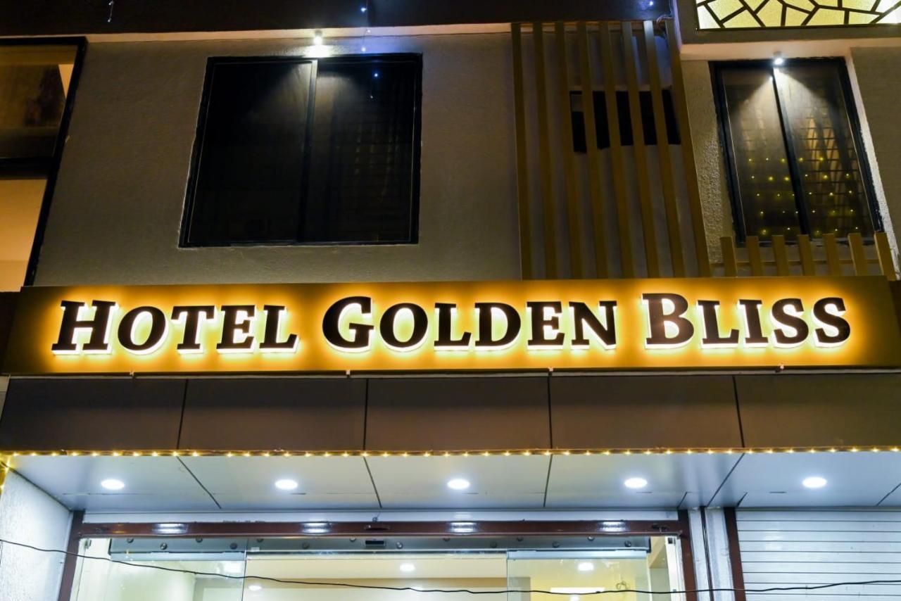 בהופאל Hotel Golden Bliss מראה חיצוני תמונה