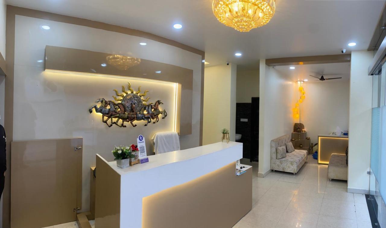 בהופאל Hotel Golden Bliss מראה חיצוני תמונה
